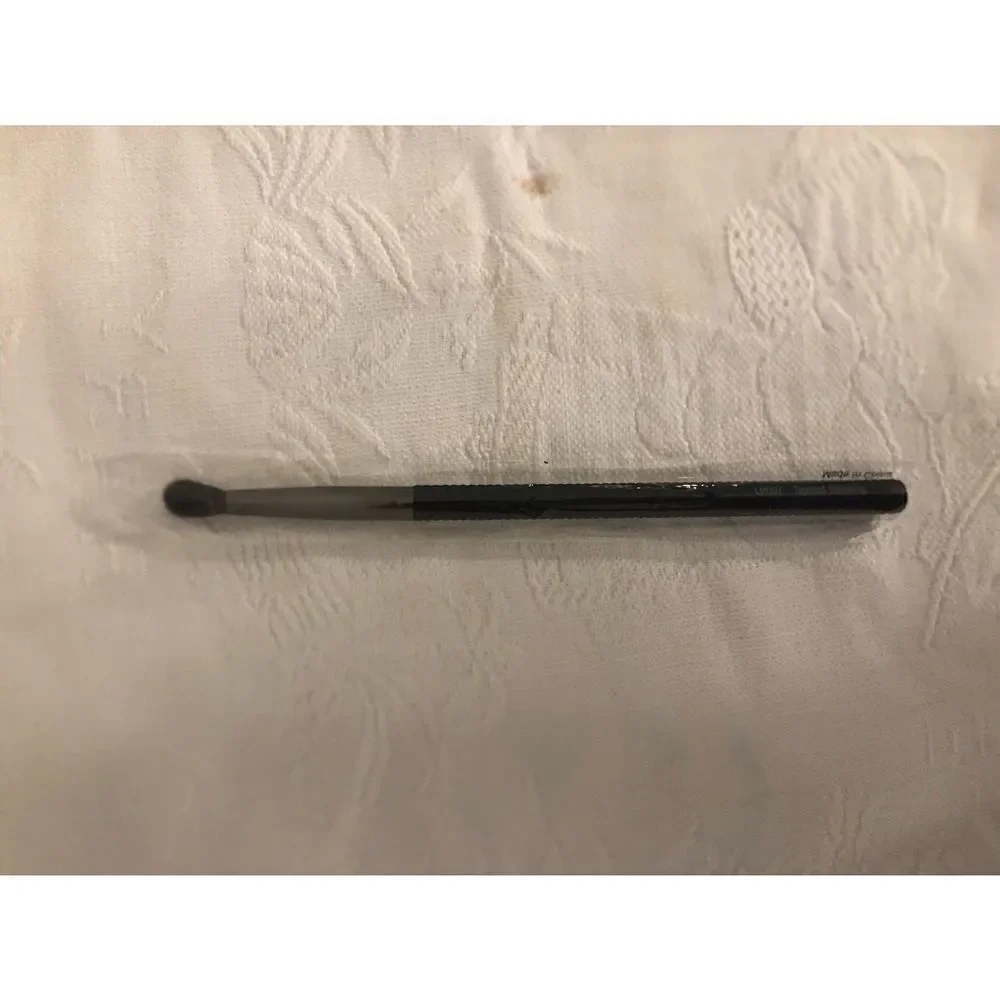 Brand New Laruce Beauty Tapered Blending LR007 Vegan Make Up Brush